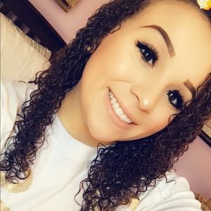 Meet your Posher, Megan